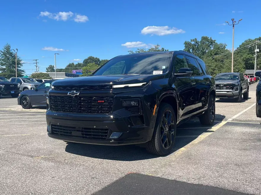 2026 Chevrolet Traverse RS photo 1