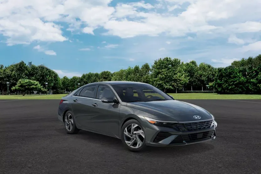 2025 Hyundai Elantra Limited photo 1