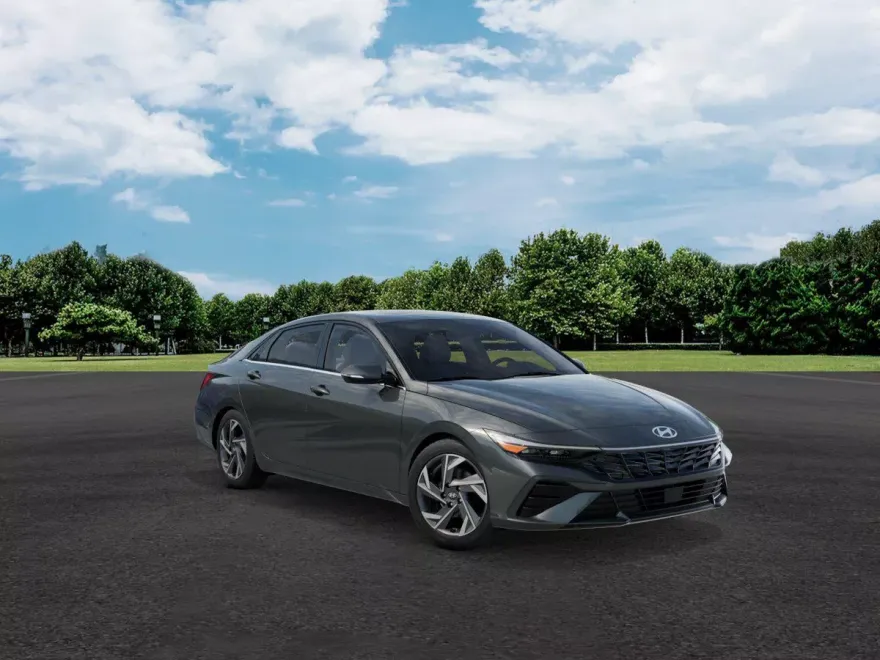 2025 Hyundai Elantra Limited photo 1