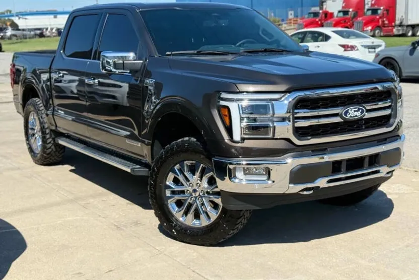 2024 Ford F-150 Lariat photo 1
