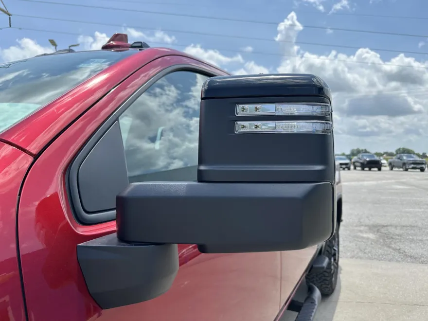 2025 Chevrolet Silverado 2500HD LTZ photo 1