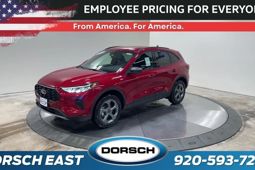 2025 Ford Escape ST-Line photo 1