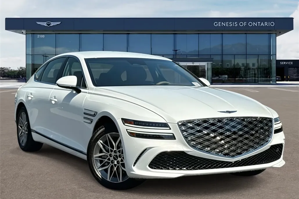 2026 Genesis G80 2.5T AWD photo 1