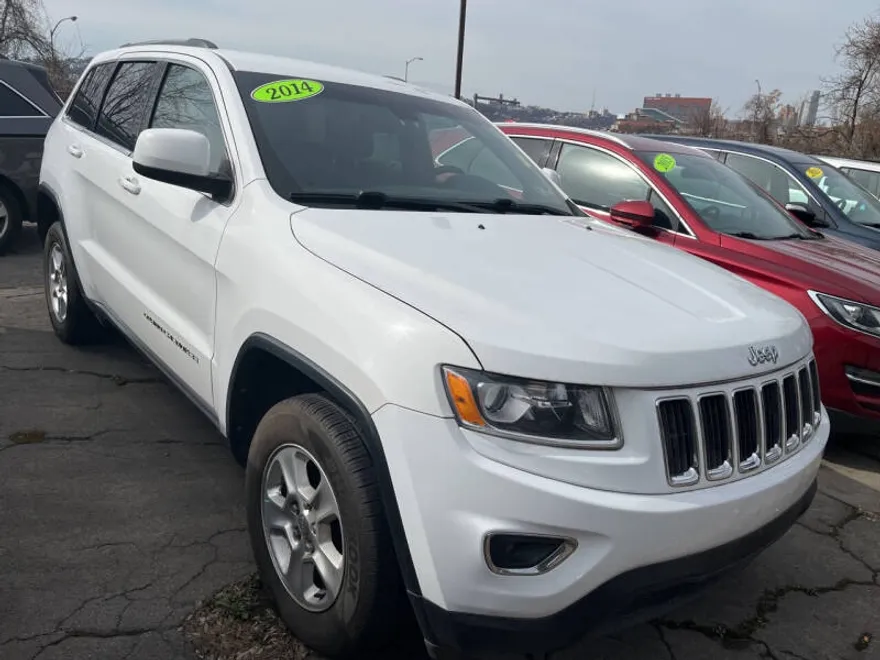 2014 Jeep Grand Cherokee Laredo photo 1