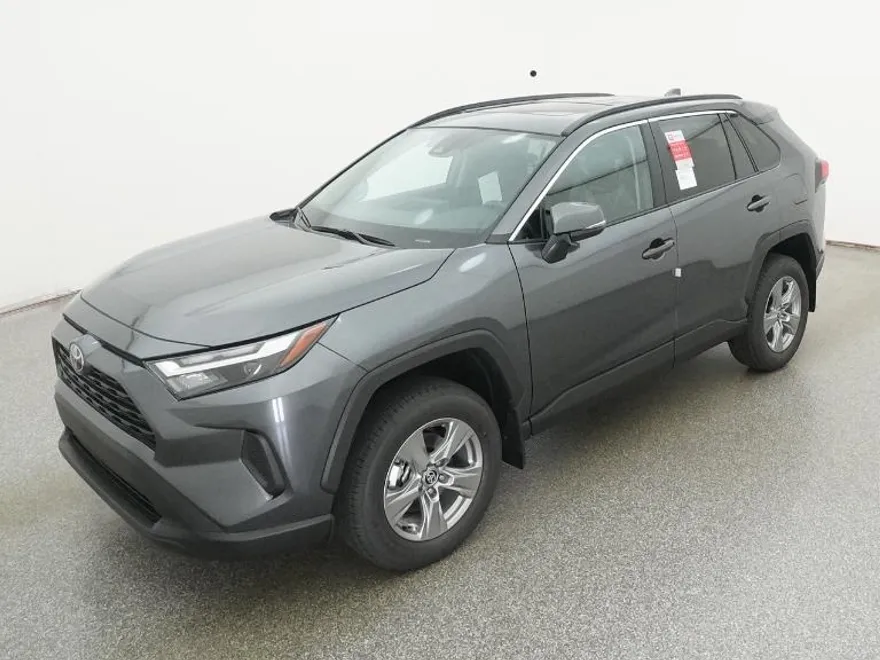 2025 Toyota RAV4 XLE photo 1