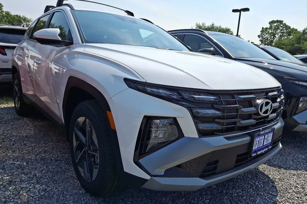 2025 Hyundai Tucson SEL photo 1