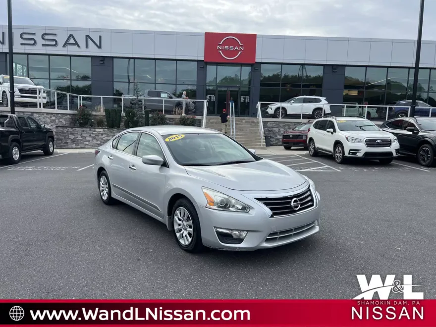 2015 Nissan Altima 2.5 S photo 1