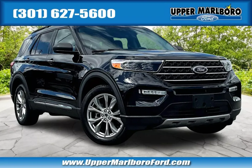 2022 Ford Explorer XLT photo 1