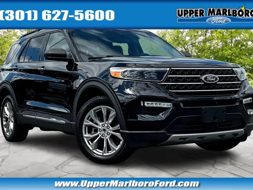 2022 Ford Explorer XLT photo 1