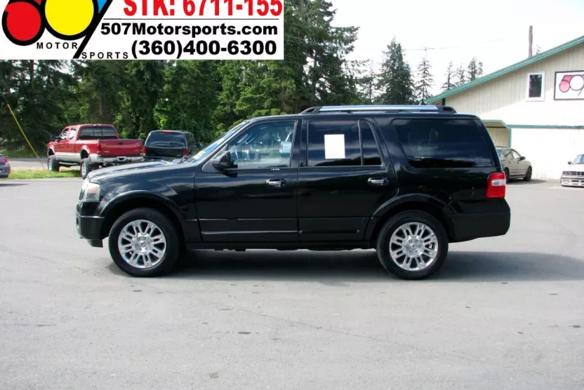 2011 Ford Expedition Limited photo 1