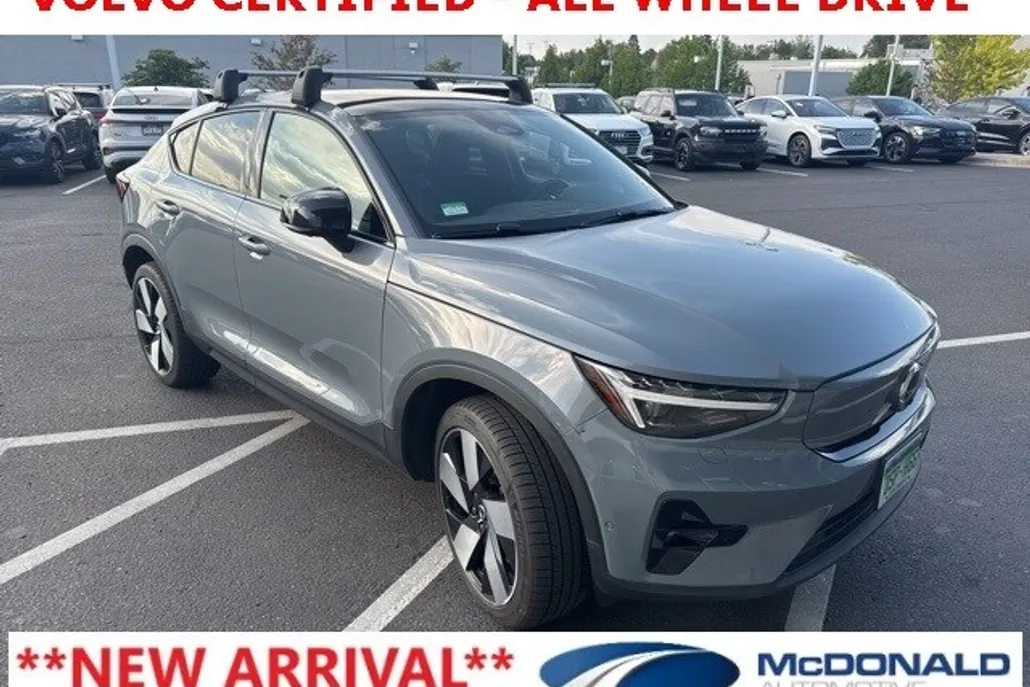 2023 Volvo C40 Recharge Ultimate photo 1