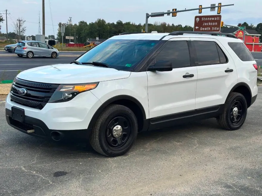 2013 Ford Explorer photo 1