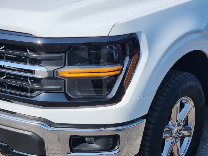 2024 Ford F-150 XLT photo 1