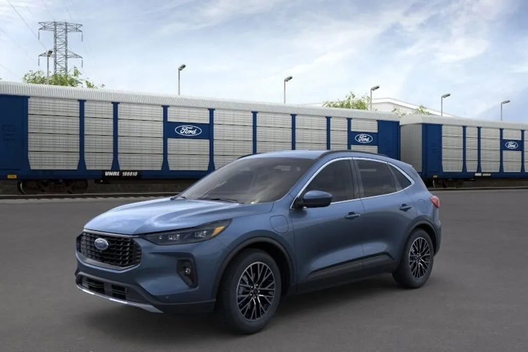 2025 Ford Escape photo 1