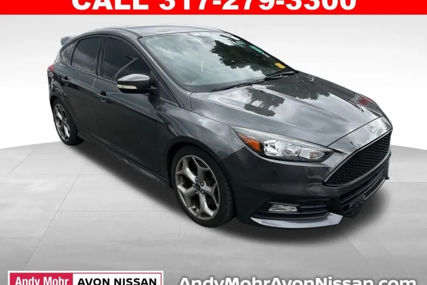 2018 Ford Focus ST photo 1