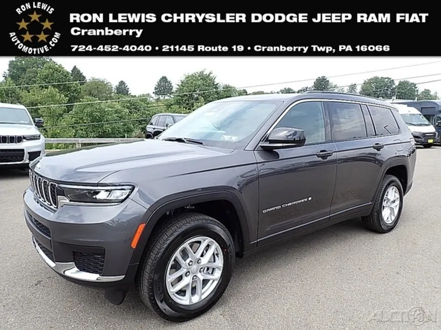 2025 Jeep Grand Cherokee Laredo X photo 1