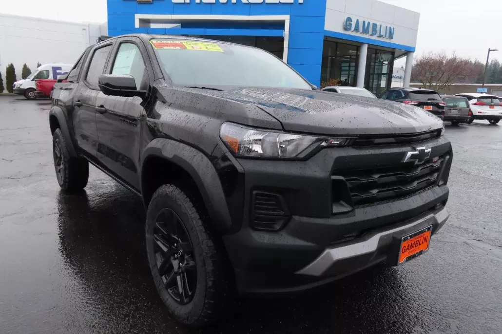 2025 Chevrolet Colorado Trail Boss photo 1