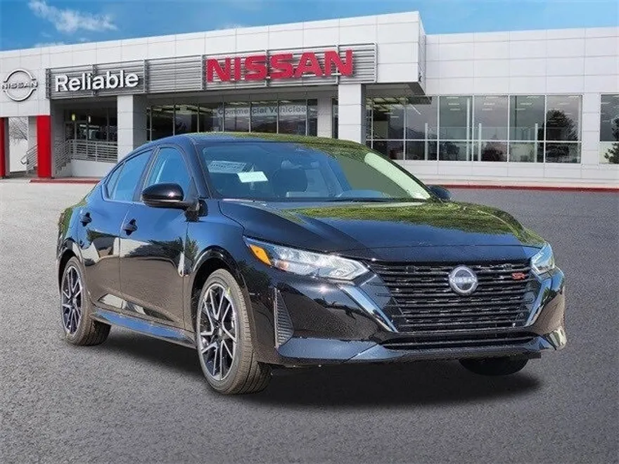 2025 Nissan Sentra SR photo 1