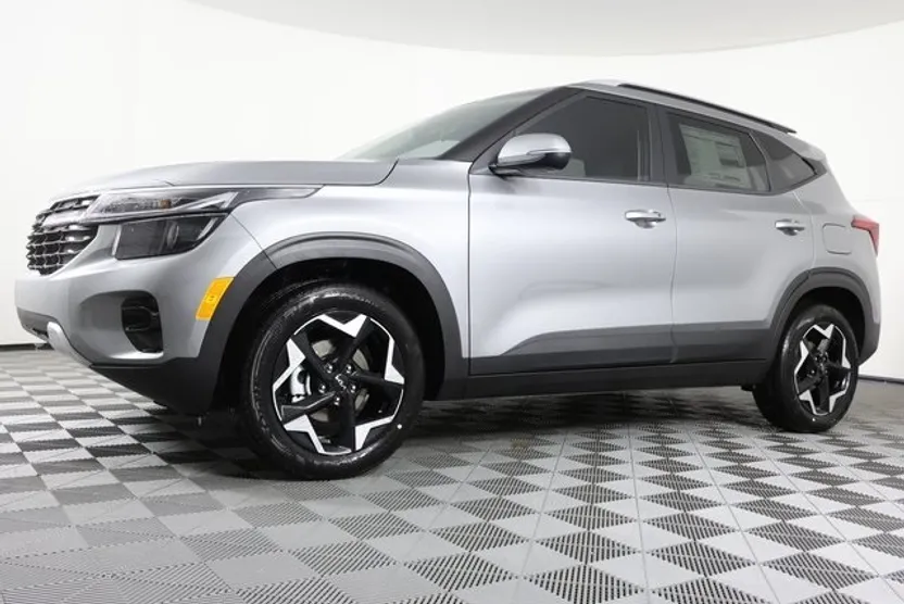 2025 Kia Seltos S X-Line photo 1
