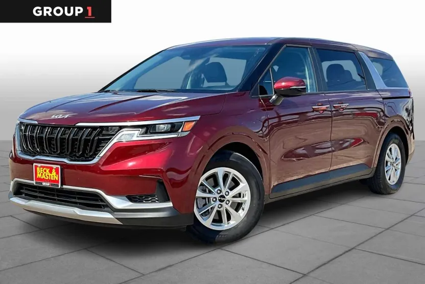 2023 Kia Carnival LX photo 1