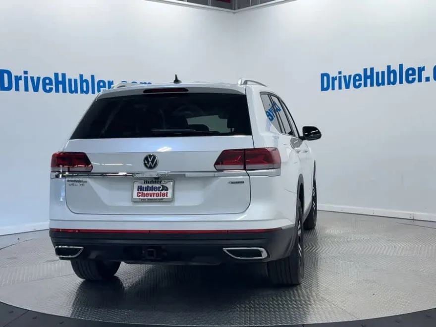 2023 Volkswagen Atlas V6 SEL photo 1