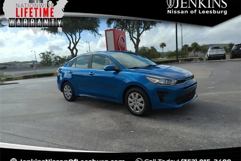 2023 Kia Rio S photo 1