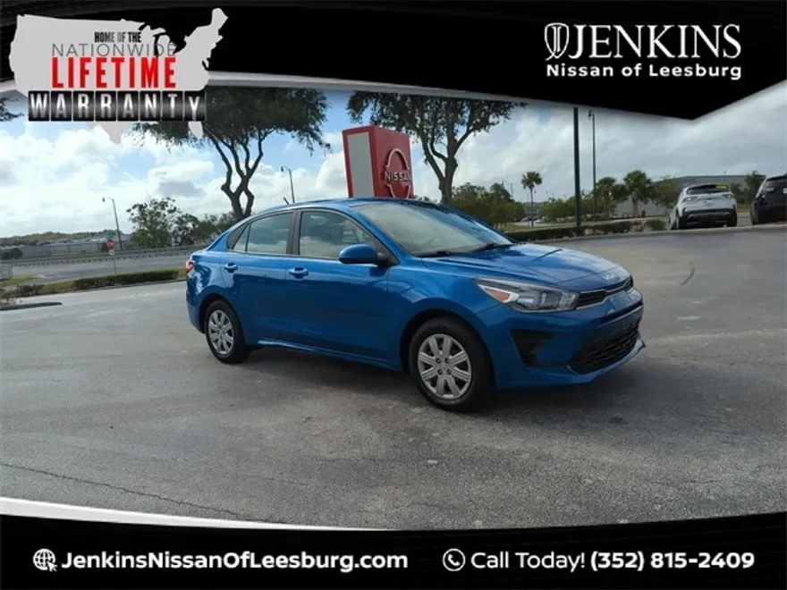 2023 Kia Rio S photo 1