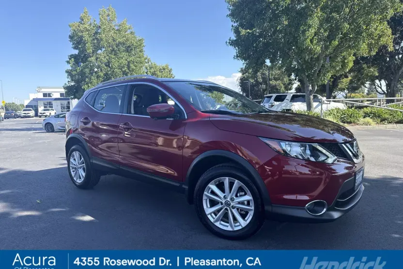 2019 Nissan Rogue Sport SV photo 1