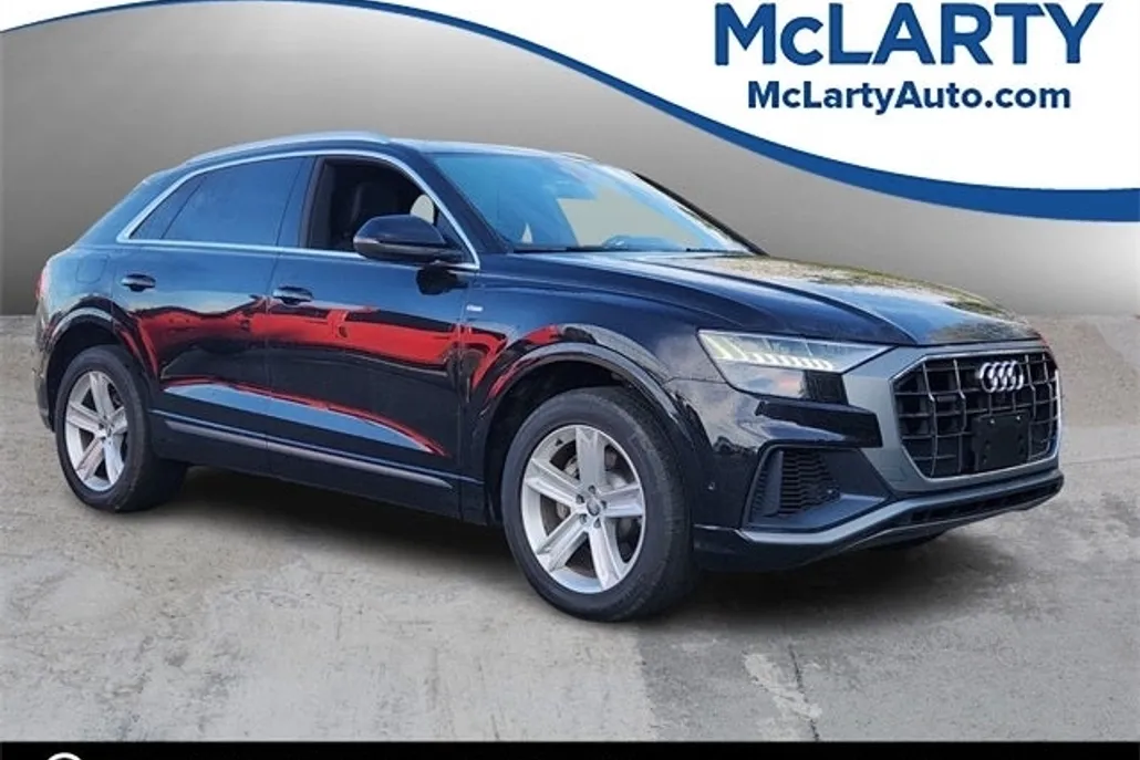 2019 Audi Q8 Premium photo 1