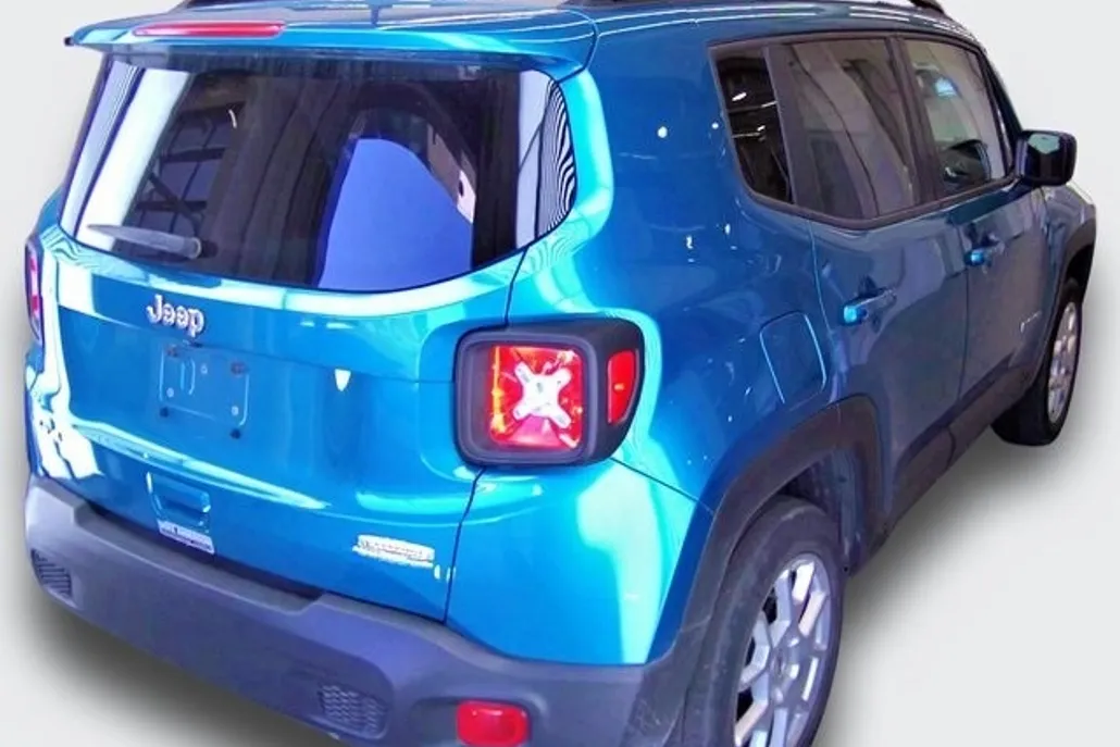 2022 Jeep Renegade Latitude photo 1