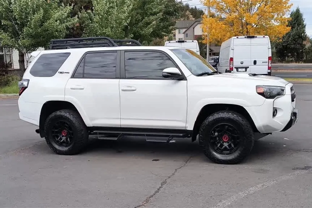 2023 Toyota 4Runner TRD Pro photo 1