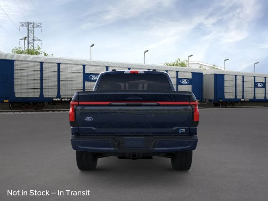 2025 Ford F-150 Lightning Lariat photo 1
