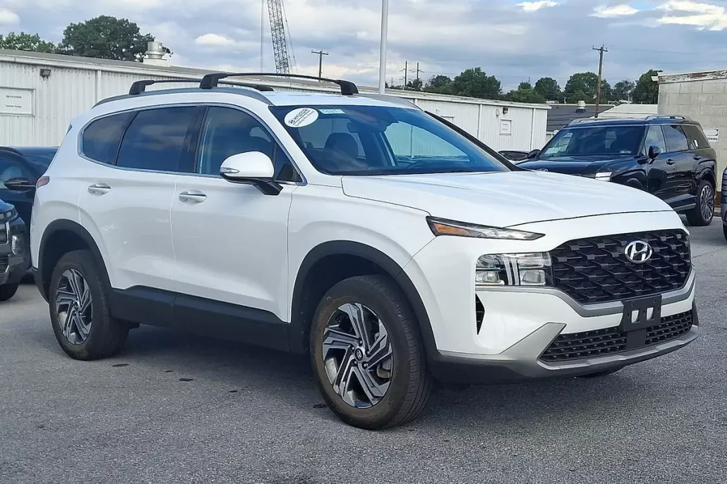 2023 Hyundai Santa Fe SEL photo 1