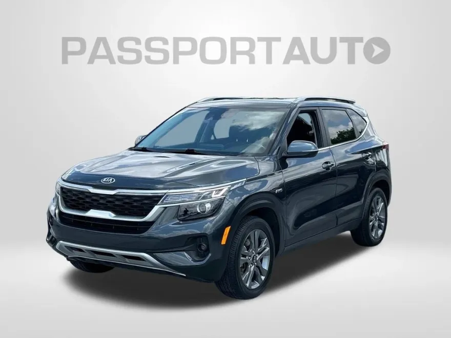 2021 Kia Seltos S photo 1