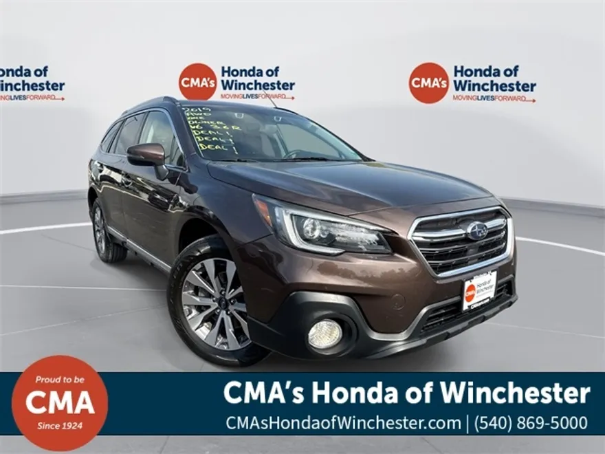 2019 Subaru Outback 3.6R Touring photo 1