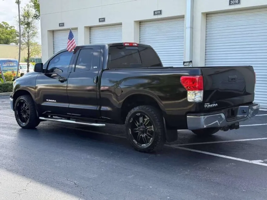 2010 Toyota Tundra Grade photo 1