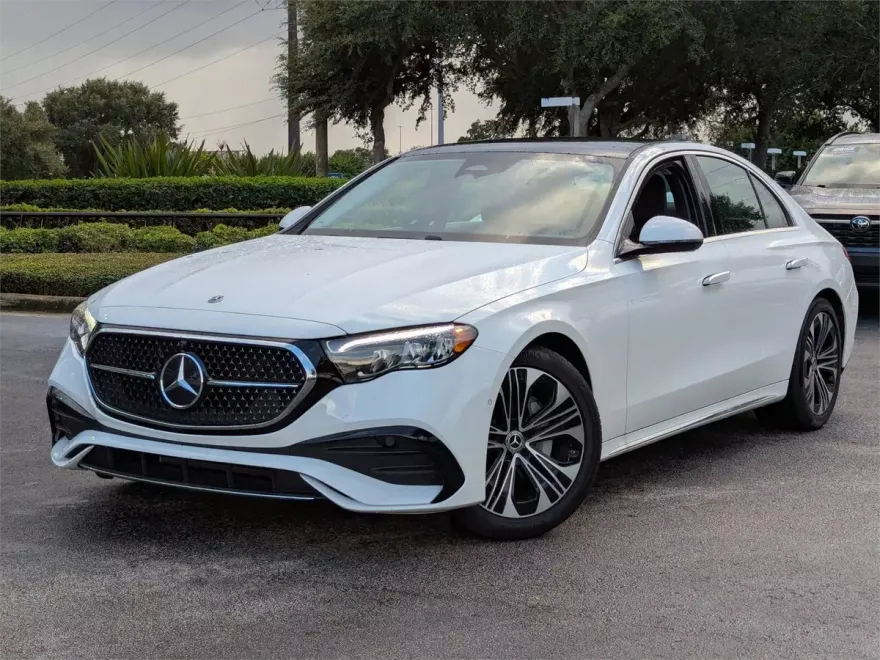 2025 Mercedes Benz E 350 Sedan photo 1
