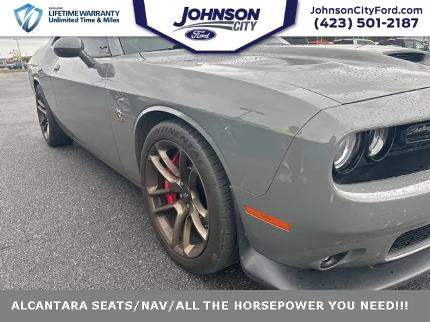 2023 Dodge Challenger R/T Scat Pack photo 1