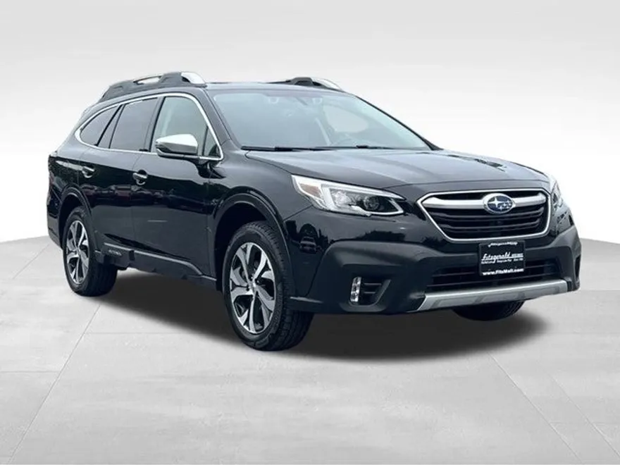 2022 Subaru Outback Touring XT photo 1