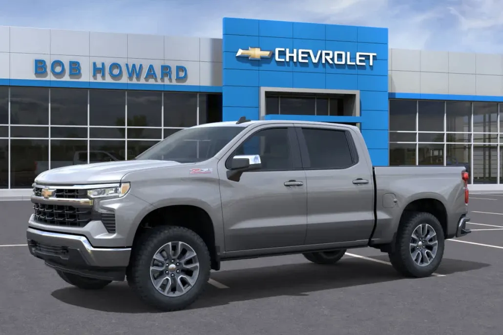 2026 Chevrolet Silverado LT photo 1
