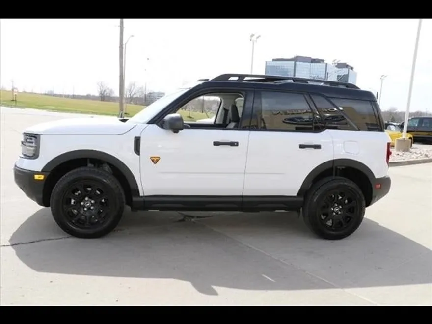 2025 Ford Bronco Sport Badlands photo 1