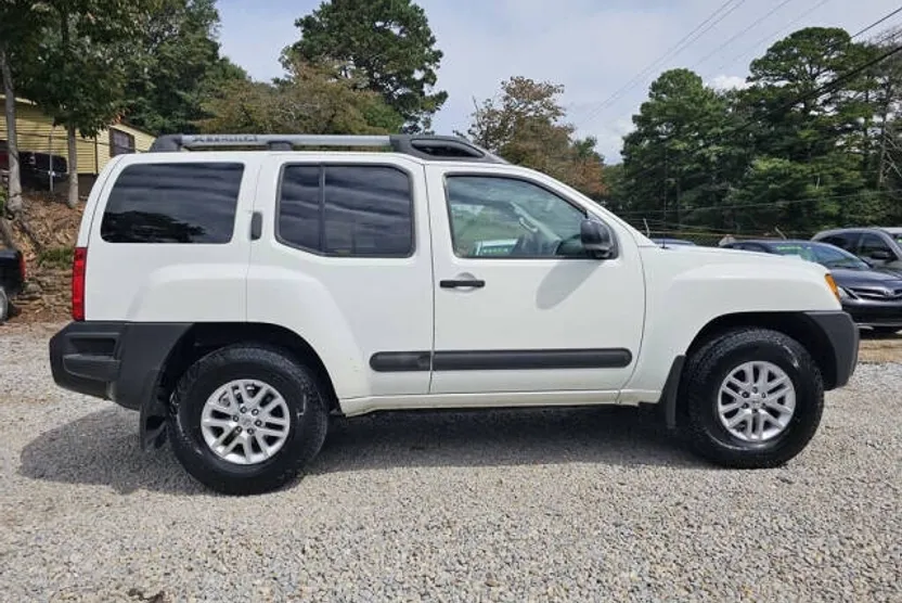 2015 Nissan Xterra photo 1
