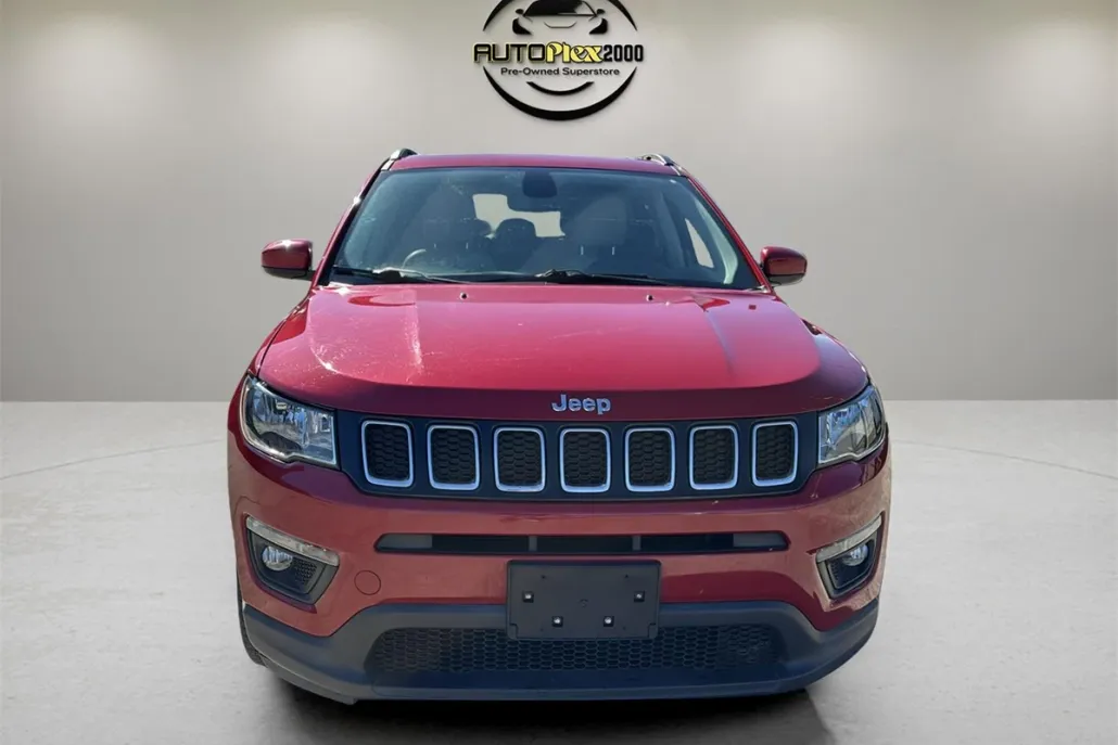 2019 Jeep Compass Latitude photo 1