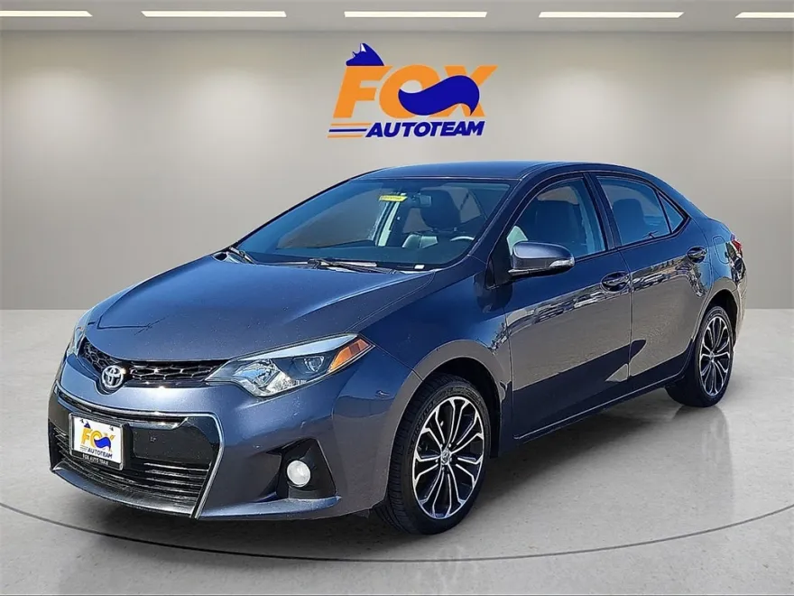 2016 Toyota Corolla L photo 1