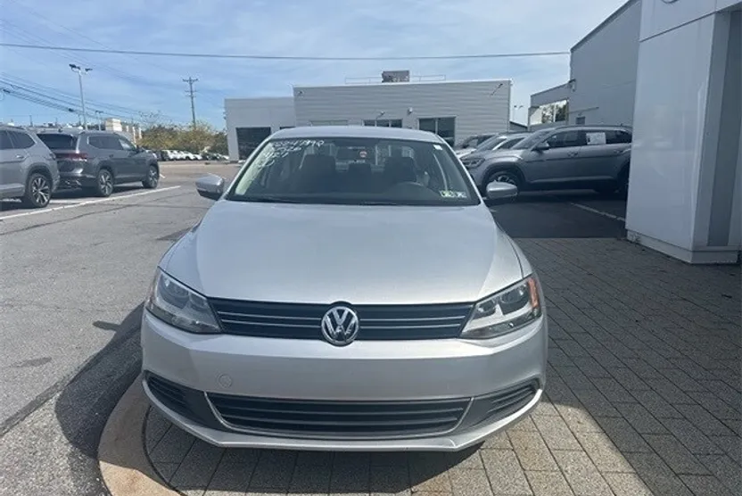 2013 Volkswagen Jetta 2.5L SE photo 1
