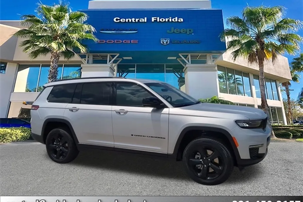 2025 Jeep Cherokee Limited photo 1