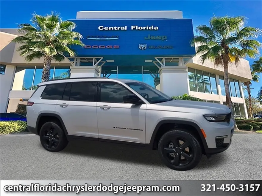 2025 Jeep Cherokee Limited photo 1