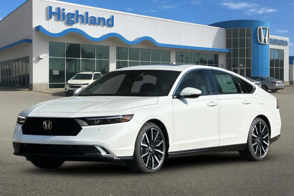 2025 Honda Accord Hybrid Touring photo 1