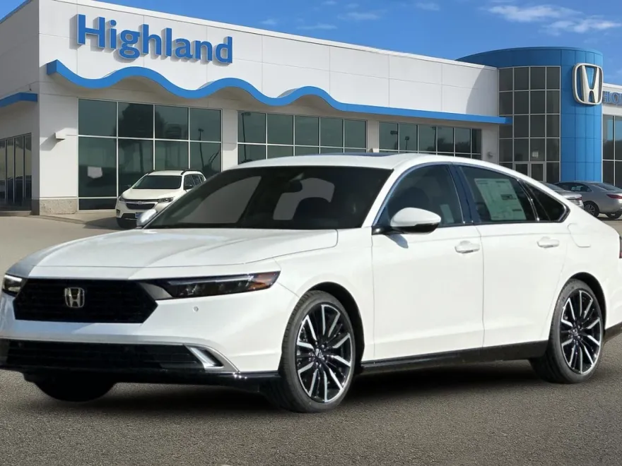 2025 Honda Accord Hybrid Touring photo 1