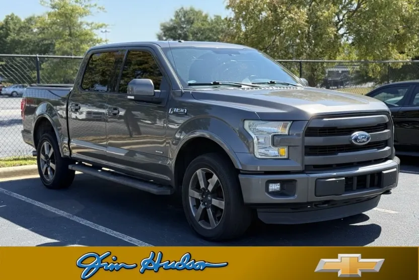 2015 Ford F-150 Lariat photo 1